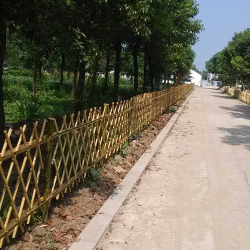 竹篱笆围栏使用寿命是怎么延长的？