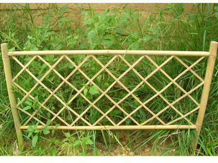 竹篱笆围栏广泛的用在各个领域？